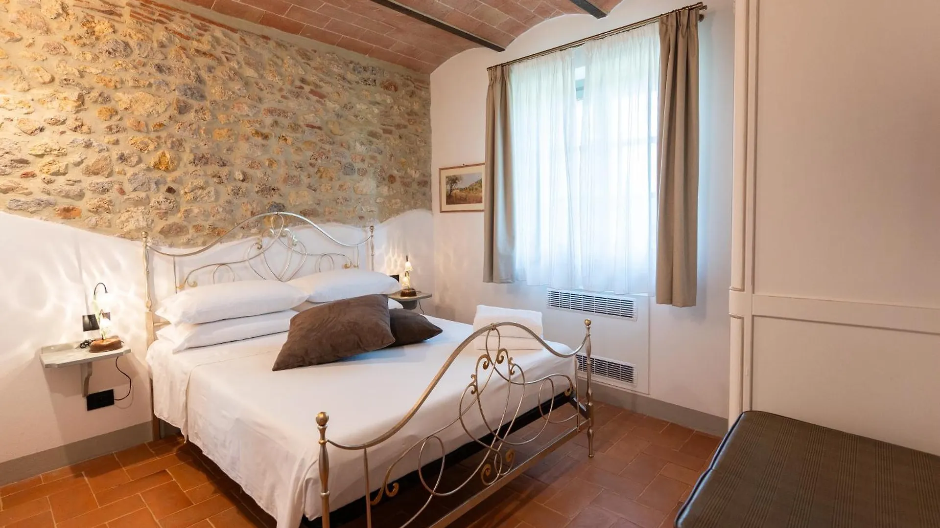 Borgo Campassini Villa Monteriggioni Farm stay