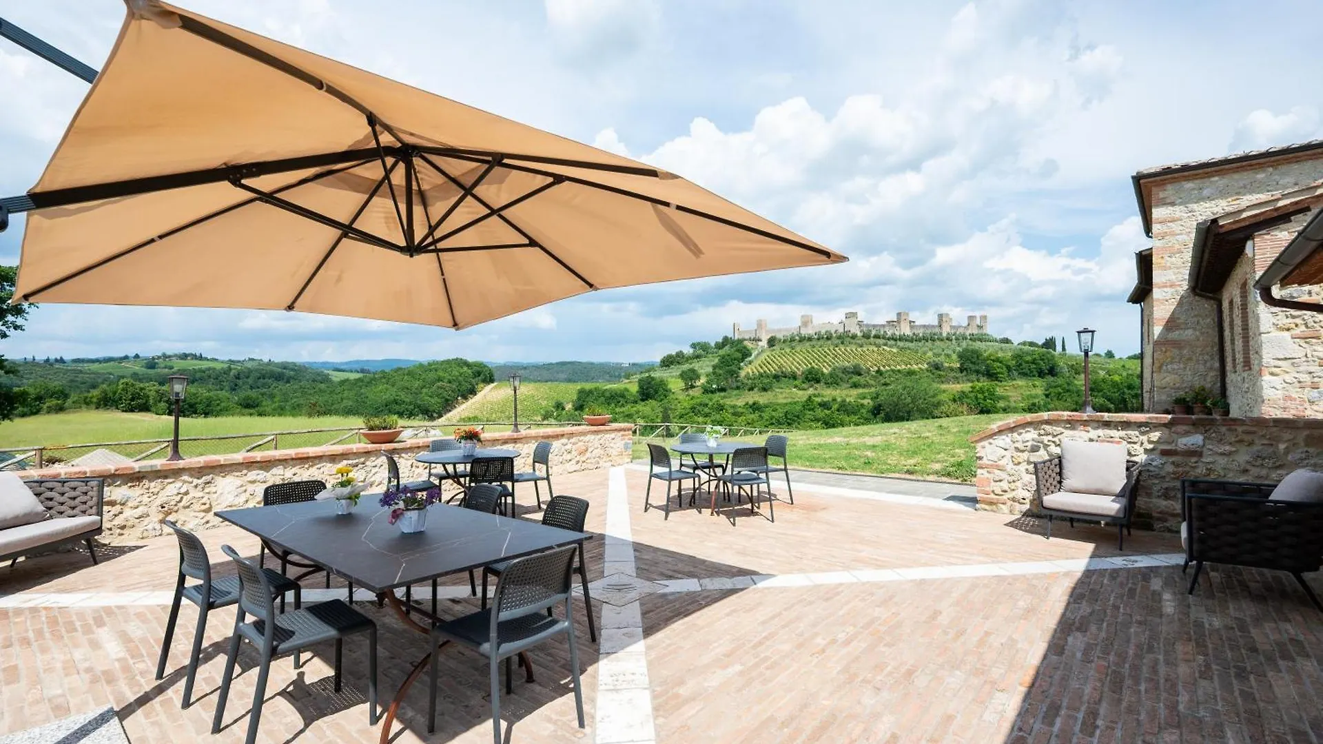 Borgo Campassini Villa Monteriggioni 0*,
