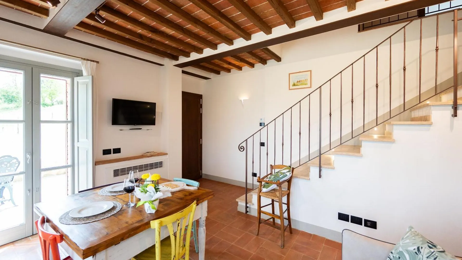 Borgo Campassini Villa Monteriggioni 0*,